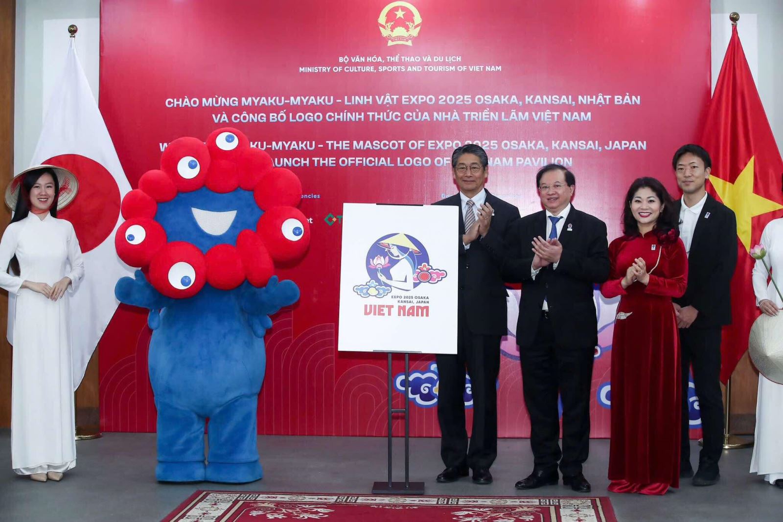 Logo chính thức của Nhà Triển lãm Việt Nam và linh vật của Triển lãm thế giới EXPO 2025 Osaka, Kansai. Ảnh: CTV