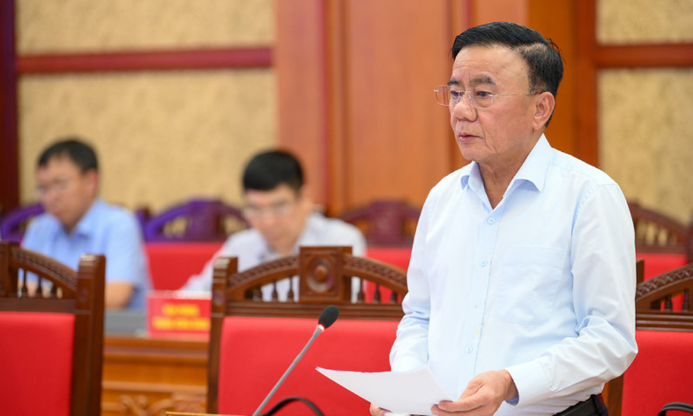 Thường trực Ban Bí thư Trần Cẩm Tú.