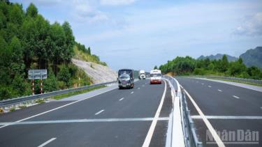 Sau hơn 5 năm đưa vào vận hành khai thác, tuyến cao tốc Bắc Giang-Lạng Sơn đã phục vụ hơn 11 triệu lượt phương tiện lưu thông an toàn và thông suốt, ổn định.