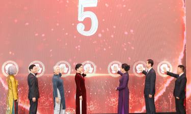 Các đại biểu tham gia nghi thức khai mạc Liên hoan Văn hóa Ẩm thực quốc tế 2025.