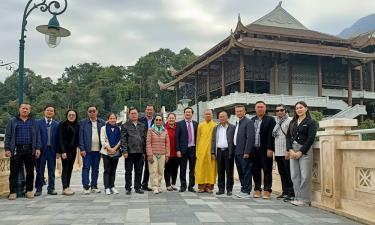 Đoàn công tác thăm Khu du lịch tâm linh - sinh thái Tây Yên Tử (Sơn Động).